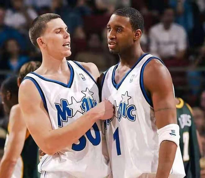 二次回归的 二次回归的